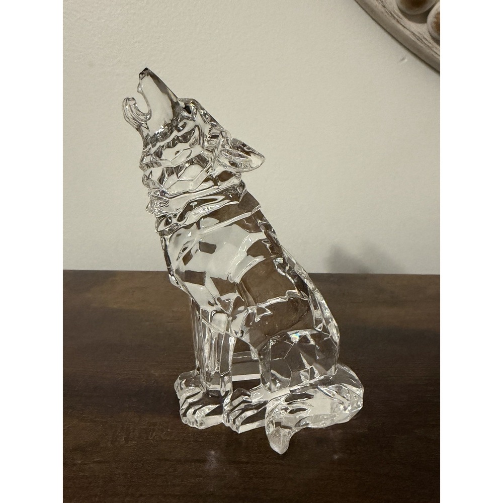 Vintage Clear Lucite Howling Wolf Figurine Faceted Acrylic Animal Statue 4"